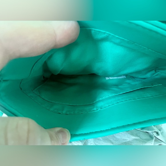 NWT Badgley Mischka | Pearl Messenger Bag - Picture 7 of 8